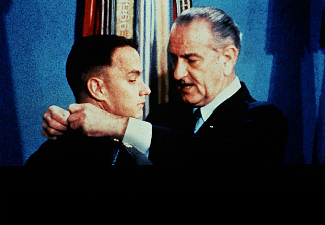 Forrest Gump receives medal of honor and meets President Lyndon B. Johnson