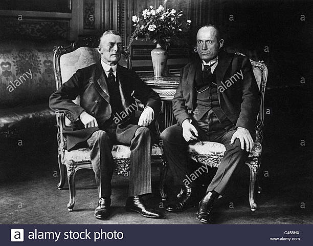 Decisiones destacadas de Mussolini