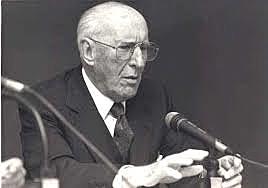 Designación de Luis Santaló