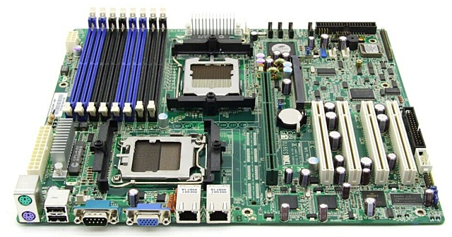 Placa multiprocesador - socket 939 ( AMD Opteron )
