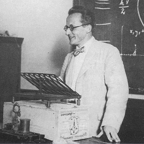 Premio Nobel - Ecuación de Schrodinger