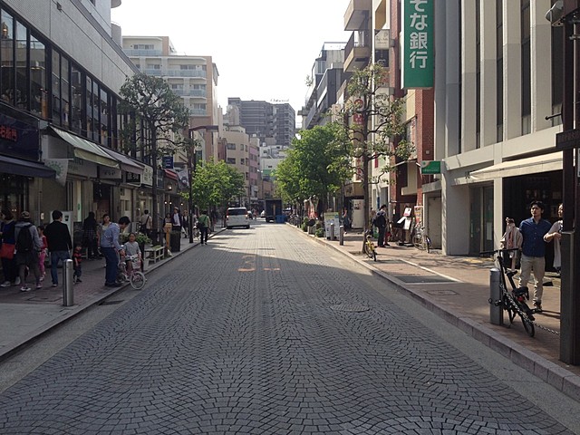AZABU-JUBAN
