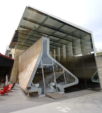 TANDONIA WINERY PAVILLION