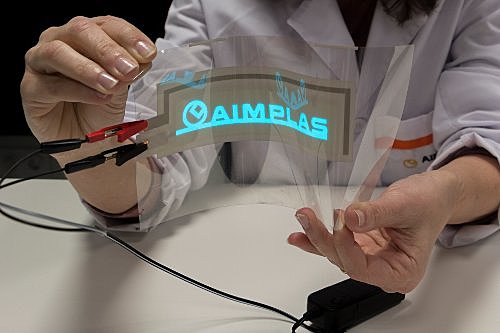 LOS PRIMEROS POLÍMEROS CONDUCTORES