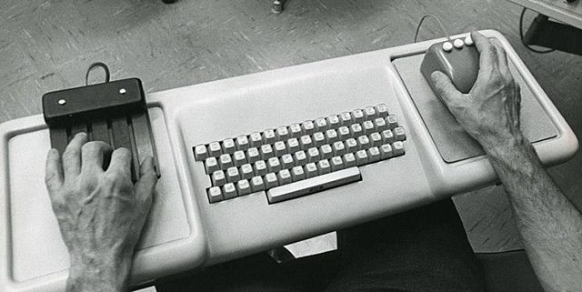 Primer computadora moderna