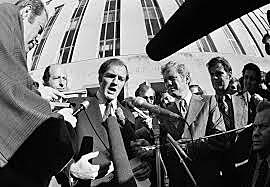 Forrest meets President Nixon