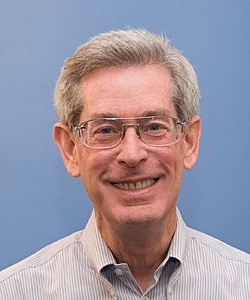 Se implementó en un prototipo llamado SEQUEL-XRM