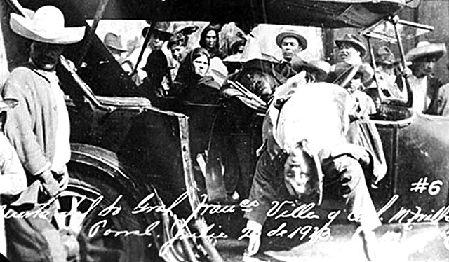 Obregón manda a asesinar a Francisco Villa.
