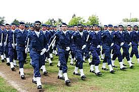 Andres empieza a trabajar como en el INPEC