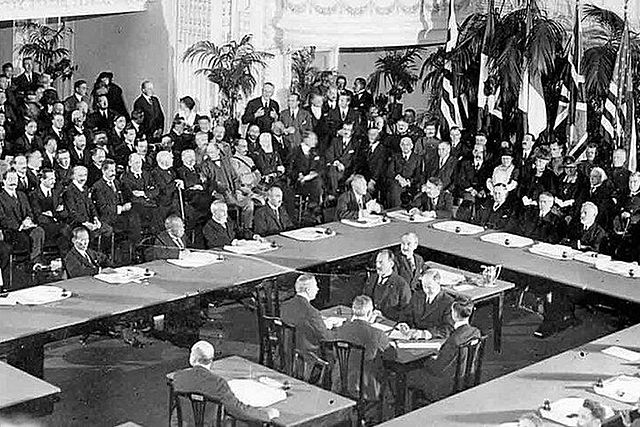 Signatura del Tractat de Versalles