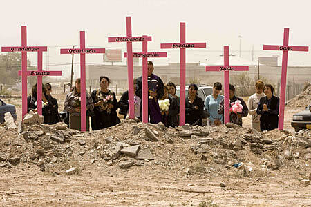 Los feminicidios de Ciudad Juarez.
