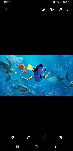 Dory incontra nuovi amici