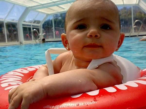 LEHENENGO EGUNA PISCINAN