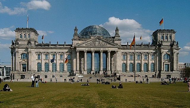 "Renovación del Edificio Reichstag - Norman Foster
