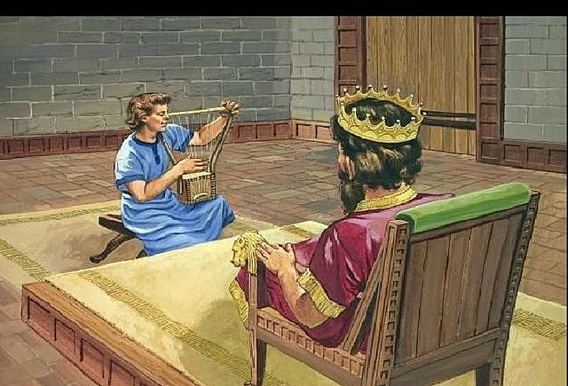 David toca el arpa al rey Saul