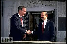 George Bush visita Monterrey