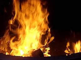 Le Reichstag allemand brûle.