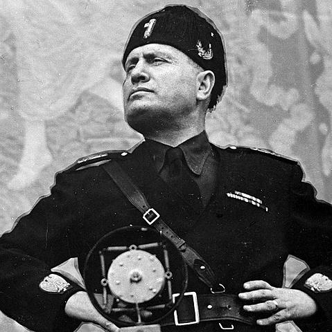 Información sobre Mussolini
