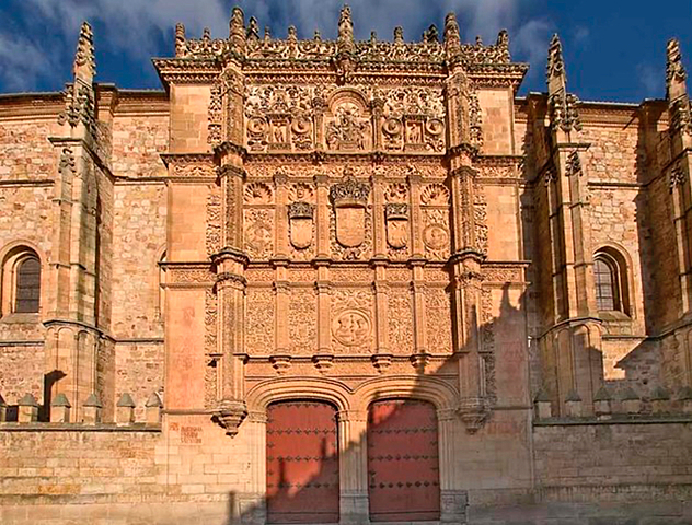 Comenzó sus estudios en Salamanca