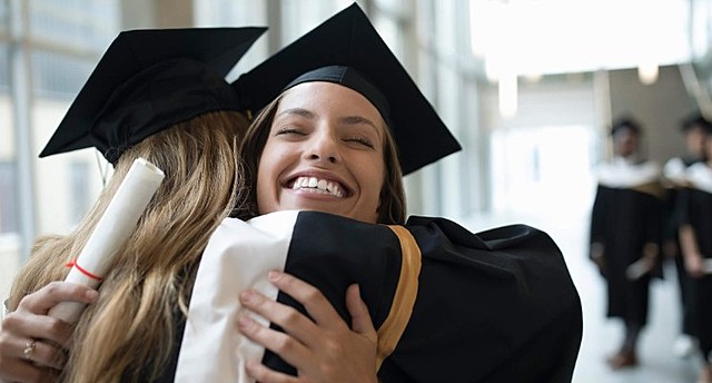 Me gradué y conseguí mi titulo de grado