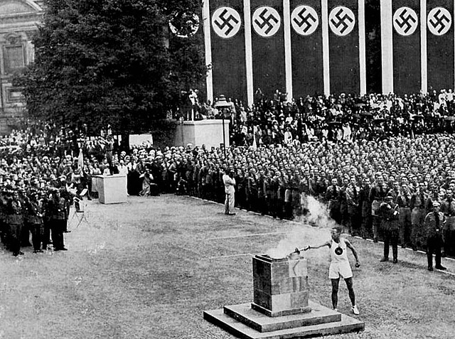 Les Jeux olympiques commencent à Berlin