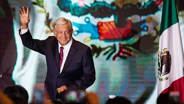 López Obrador gana la Presidencia de México.