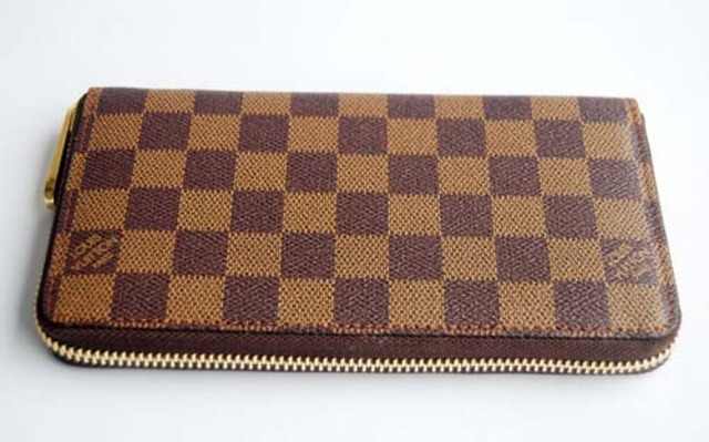 the Damier Design