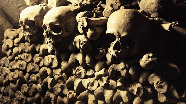 Nou retroces degut a les crisi periodiques