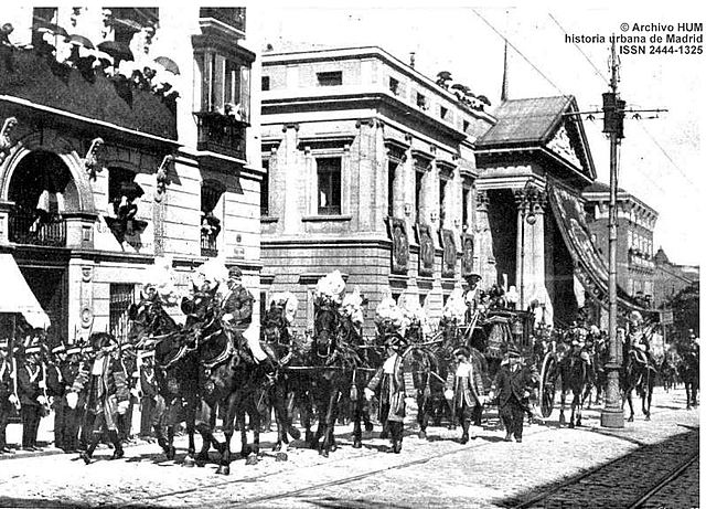 Fin del destierro de las cortes