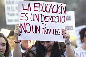 Surgen reflexiones y recapitulaciones, sobre todo en relación con las principales tendencias teóricas vigentes.