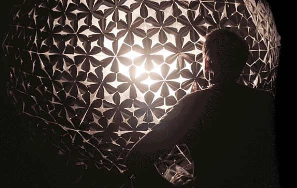 Lotus Dome van Daan Roosegaarde