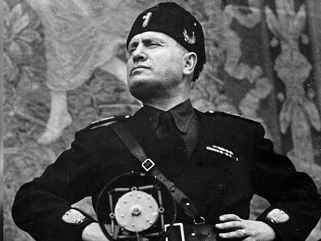 Benito Mussolini "duce" de Italia