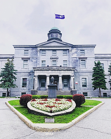 Première université