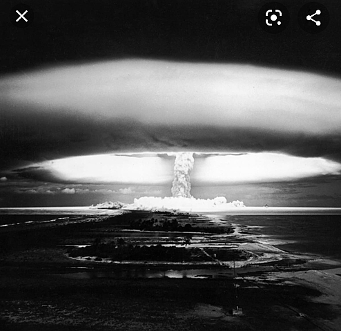 The Dropping of the Atomic Bomb (picture source: https://www.history.com/topics/world-war-ii/bombing-of-hiroshima-and-nagasaki)