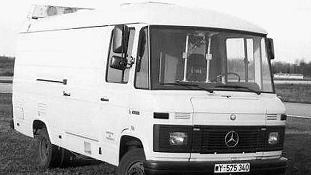 Primera furgoneta guiada por visión artificial