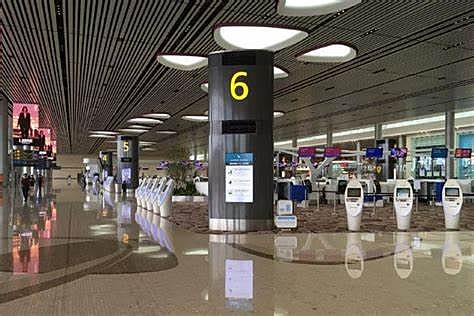 Singapore announces a one month lockdown