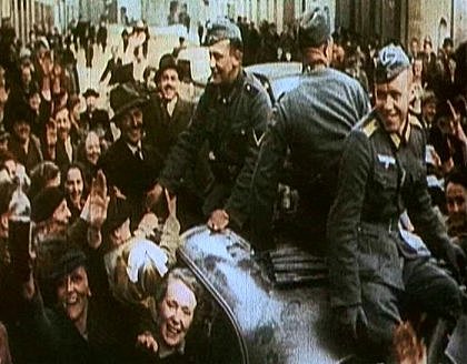 Los húngaros, rumanos y búlgaros apoyaron a Alemania en la invasión de Yugoslavia, Creta, el Norte de África y Grecia