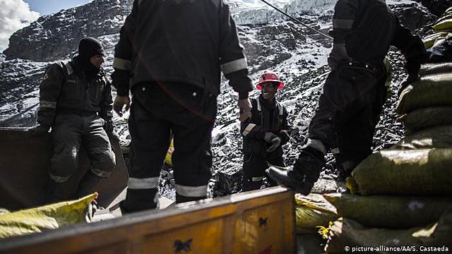 Fallecen 8 mineros ilegales