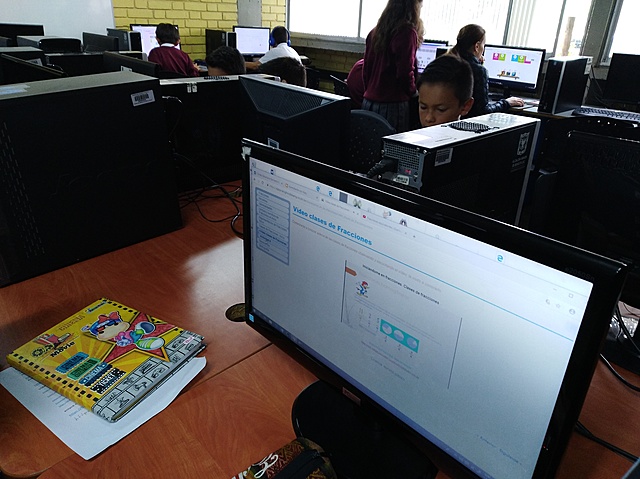 4. Compartir o distribuir