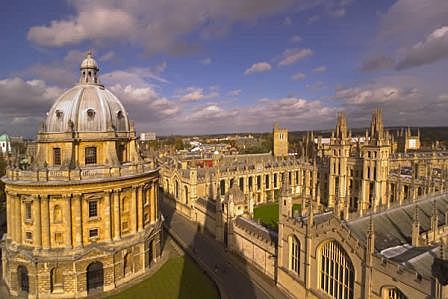 Reconeixement d’Oxford com a universitas