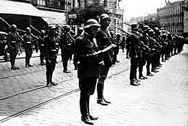 Revolta militar a la Península i inici de la guerra civil