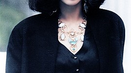 Timeline: Фільмографія Аніти Муі