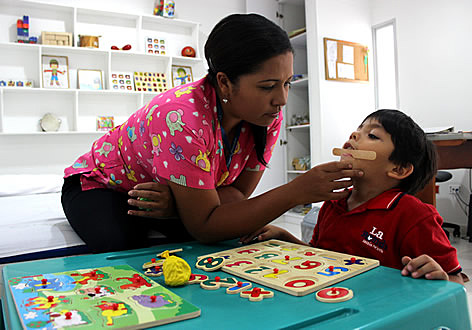 Terapia del lenguaje o fonoaudiología