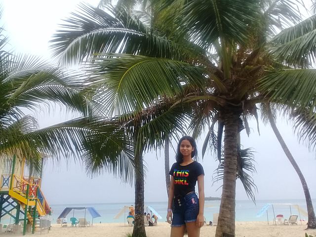 MI PRIMERA VEZ EN LA PLAYA