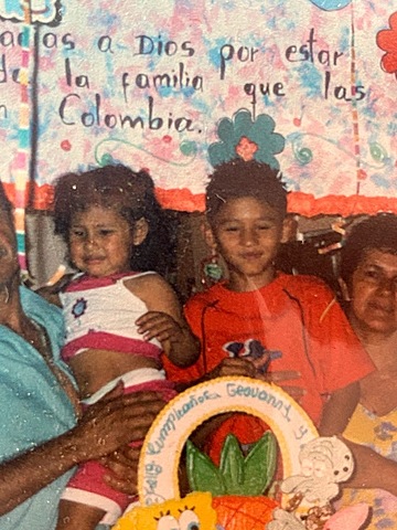 LA PRIMER VEZ QUE VINE A COLOMBIA