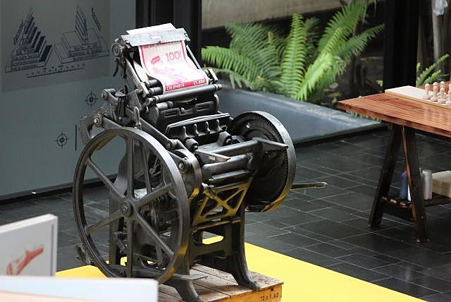 Se inventa la imprenta