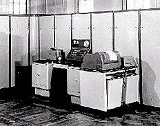 Primera computadora Argentina del Dr Manuel Sadosky.