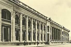 Primera escuela de administración.
