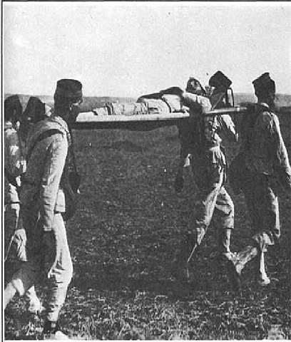 Herido de gravedad en Buit. Cruz de María Cristina y ascenso a comandante. Destino en el Regimiento del Príncipe, en Oviedo.