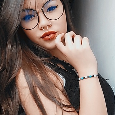 Timeline: Laura Neuque